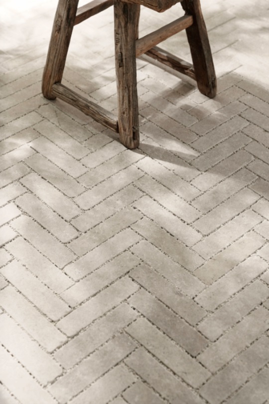 Herringbone style